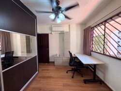 Blk 317 Serangoon Avenue 2 (Serangoon), HDB Executive #611241551